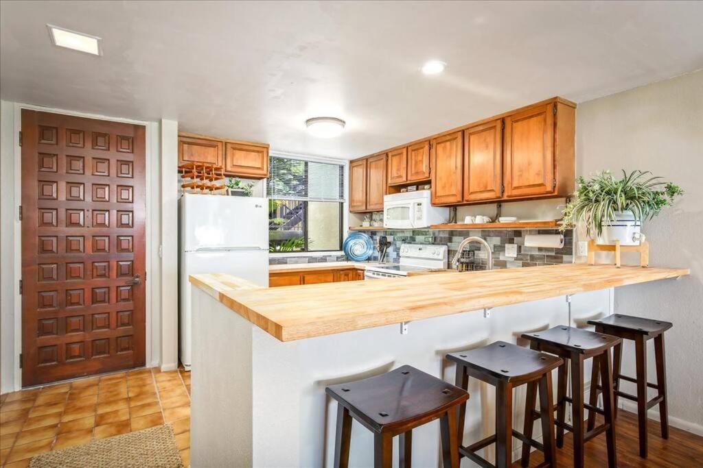 Beautiful 2/2 Condo In Kailua Kona. Ocean View! 外观 照片